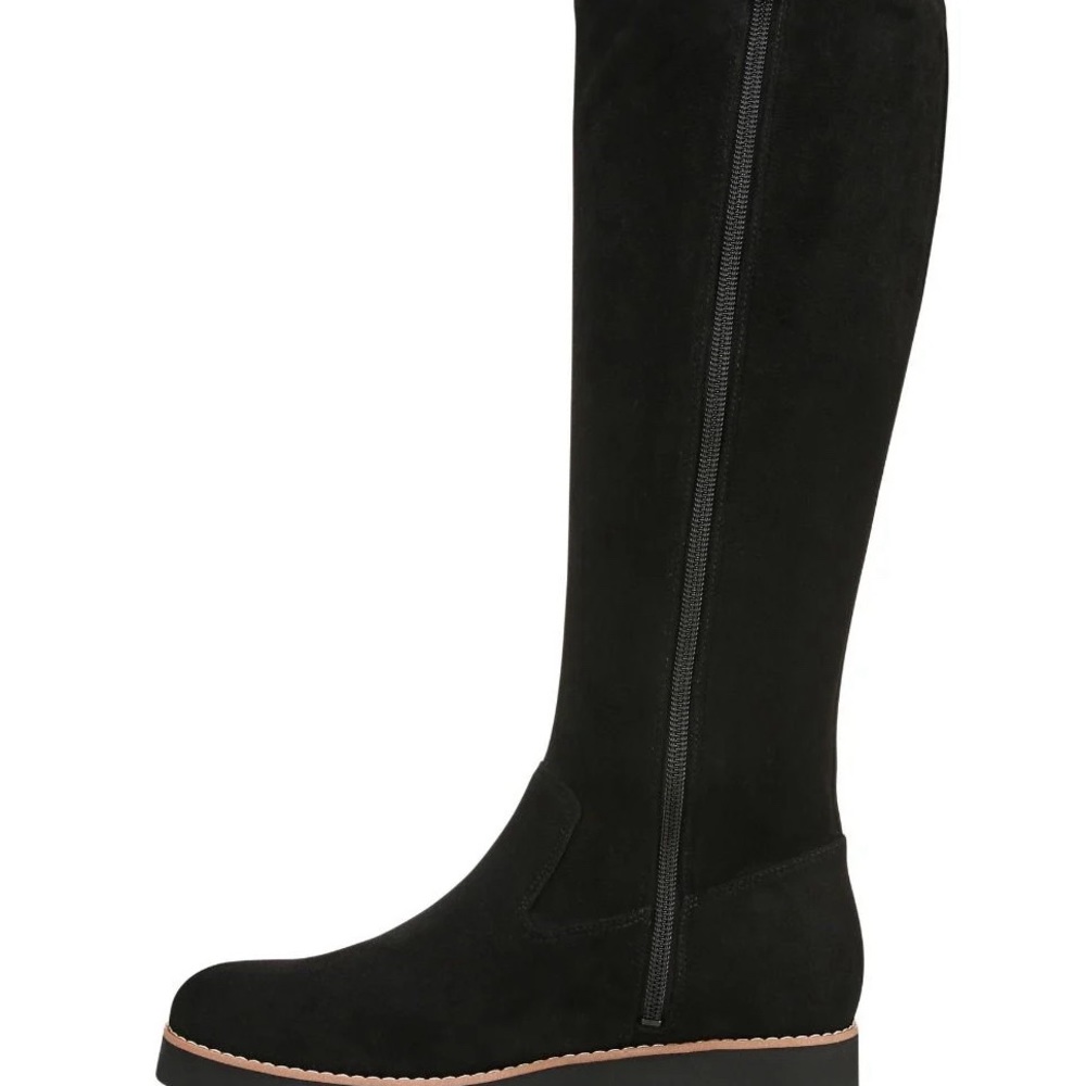Vionic Ashburn tall boot size 8 NIB